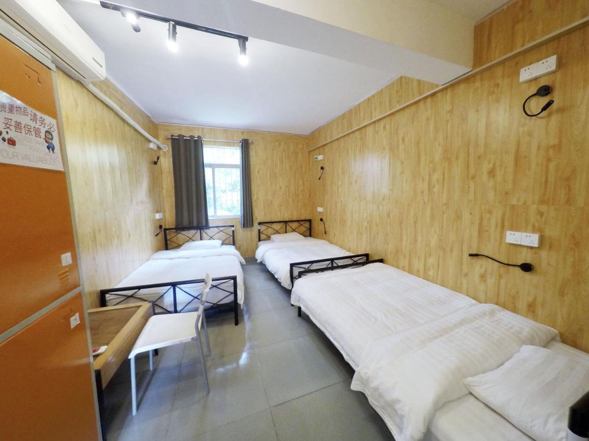 Dong Shan Gaga Hostel Quảng Châu Ngoại thất bức ảnh
